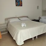 Affitta Zio Peppe Affittacamere 3*