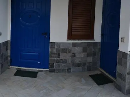 Affitta Zio Peppe 3* Сан-Теодоро